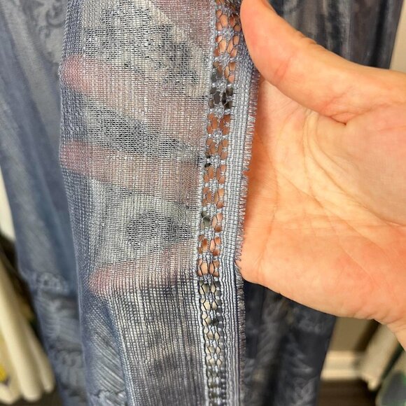 Kashkha Gray Embroidered Sheer Hijab with Scalloped Hem – New With Tags - Picture 6 of 7